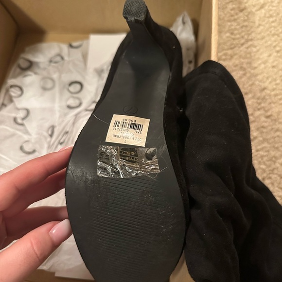 Over the Knee Boots - Picture 4 of 5